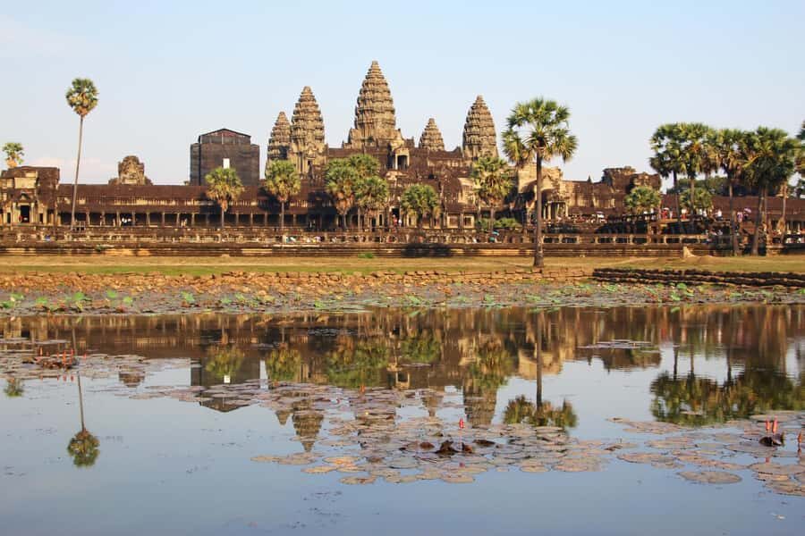 Luxury Private 2-Day Angkor Wat with English or German Guide - Day One Route: Angkor Wat to Bayon, Baphuon, and the terraces