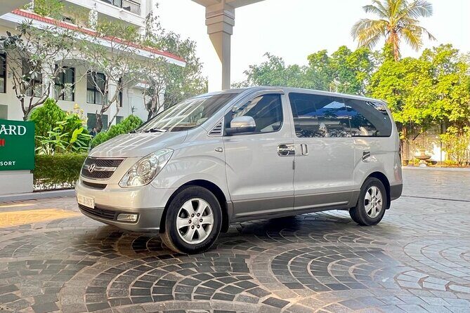 Phnom Penh to Siem Reap, Angkor Wat & Return, 2 Day Private Tour - Angkor Wat sunrise with a local English guide: how to make early morning pay off