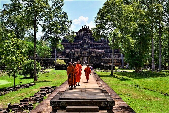 Private 2 Days Angkor Wat Sunrise and Discover all Major Temples - Day 2: Banteay Srei and the classic sequence of Khmer king-built sites