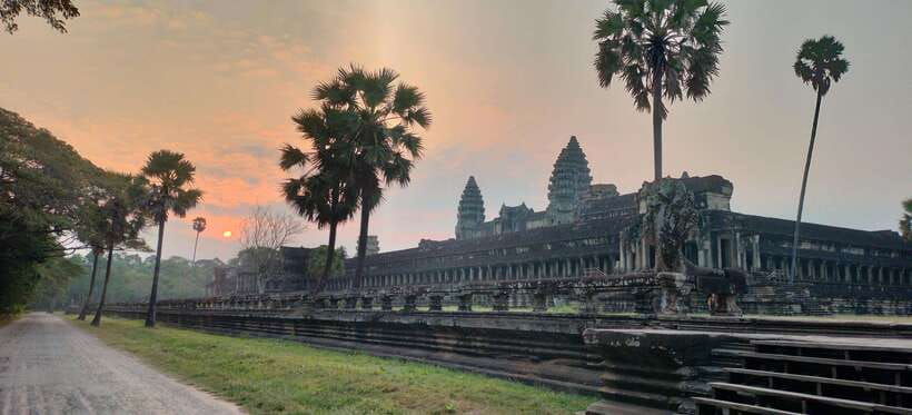 Private Angkor Wat Sunrise Tours And Sunset Floating Village - Price and value: what $165 covers and what to budget for