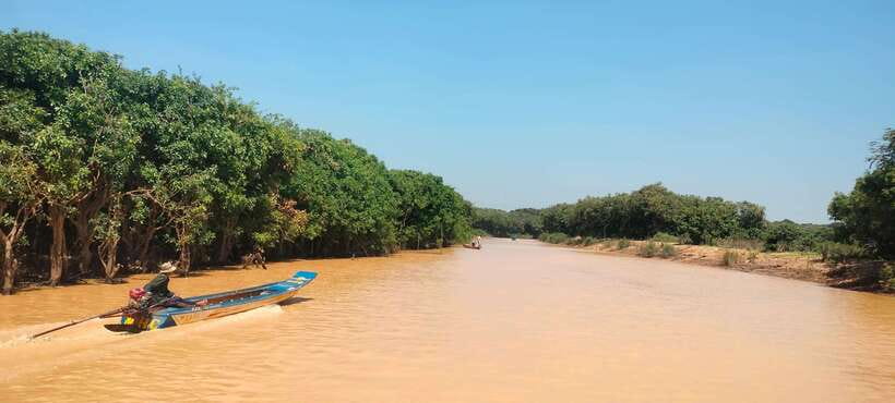 Private Angkor Wat Sunrise Tours And Sunset Floating Village - Lunch break and a little room to breathe
