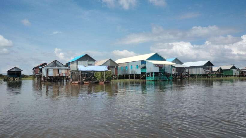Private Angkor Wat Sunrise Tours And Sunset Floating Village - Kompong Phluk floating village: boat first, then canoe time