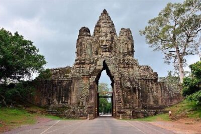 Private Angkor Wat Tour from Siem Reap - Getting to the Angkor sites: the comfort factor