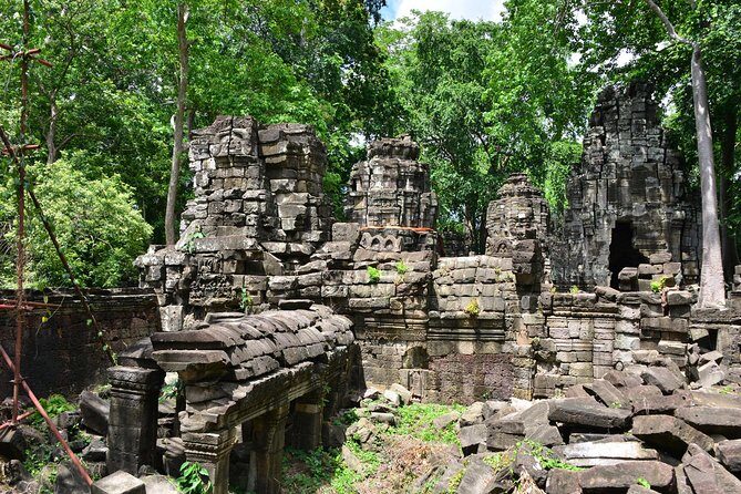 Private Banteay Chhmar, Banteay Toap & Ang Trapaeng Thma Guided Tour - Banteay Toap Temple (Tor-op): a Khmer military story you can still read in stone