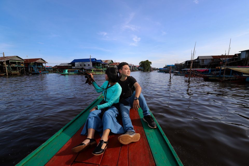 Private Beng Mealea and Floating Village Tour with Sunset - Lunch with palm sugar flavors, plus a real mid-day reset