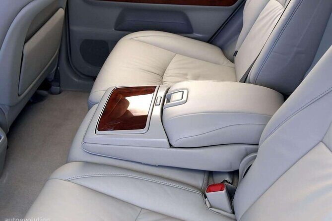 Private Car services from Siem Reap to Phnom Penh - Practical Tips to Make the Ride Easier
