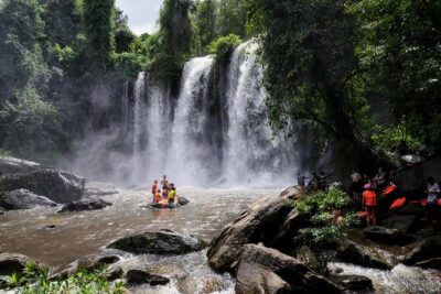 Private Kulen Mountain and Beng Mealea Temple Tour - Stop 1: Phnom Kulen National Park Waterfall, Lingas, and Reclining Buddha
