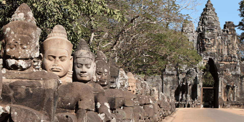 Private Sunrise Angkor Wat Tour - How the van ride and hotel pickup shape the day