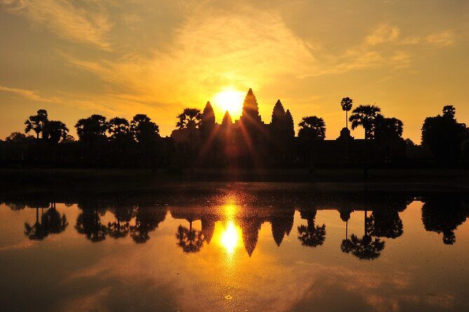 Private Sunrise Angkor Wat Tour with pickup from your hotel - Thom-led guiding: what makes this tour feel worth it