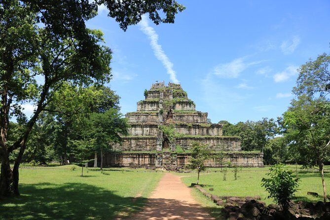 Private Tour to Beng Mealea Jungle Temple and Koh Ker - Beng Mealea jungle temple: Angkor-pass access and that slow-walk magic