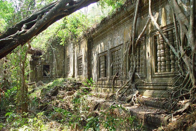 Private Tour to Beng Mealea Jungle Temple and Koh Ker - Sopheak’s pacing and temple explanations: how small groups change everything