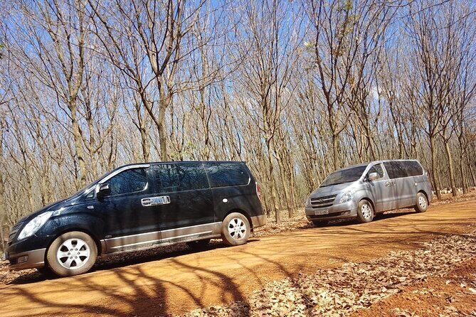 Private Transfer Service from Siem Reap to Phnom Penh - Optional sightseeing: Skuon spider market, Kampong Thom, and Kompong Kdei