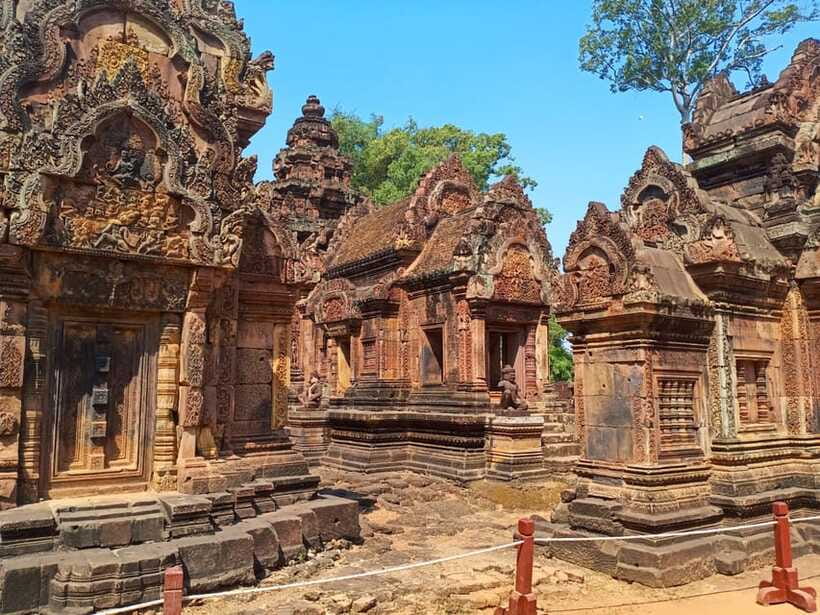 Private Trip to Banteay Srei, Rolous Group & Tonle Sap Lake - The mid-day rhythm: heat break plus a real lunch window