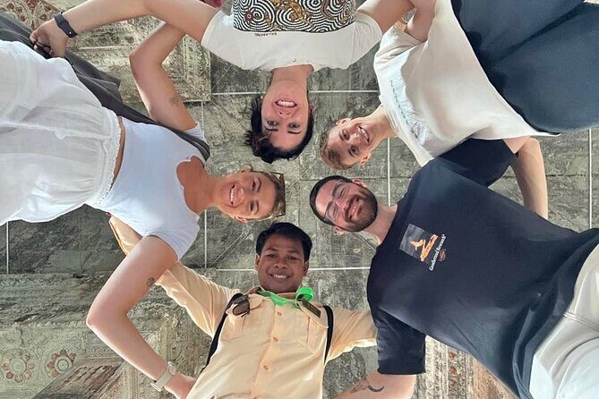 Secret Temples of Angkor - Guided Tour in Siem Reap - Guides and drivers: when the explanation actually matters