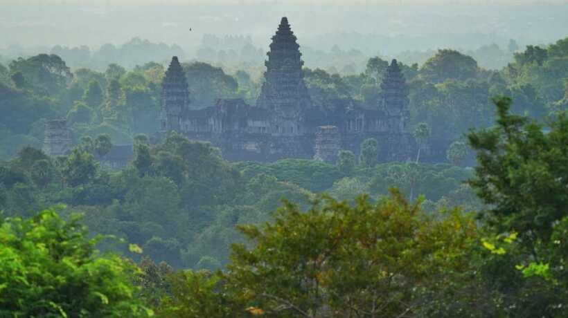 Shared day tour with Spanish-speaking guide at Angkor Temple. - Terrace of the Elephants and Terrace of the Leper Kings: carving details that matter