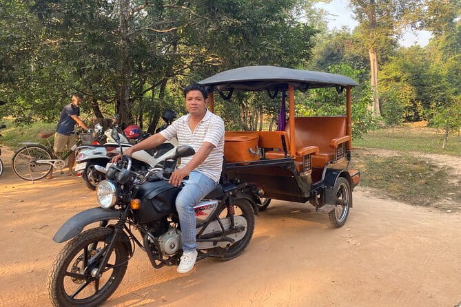 Siem Reap: 1 Day Angkor Wat + Sunrise Private Tour with Tuk-Tuk - Private Tuk-Tuk Turns a Long Day Into a Manageable One