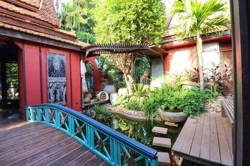 Siem Reap: 3-Hour Behind-the-Scenes Tuk-Tuk Tour - Theam’s House and Theam’s Gallery: art in a quiet garden setting