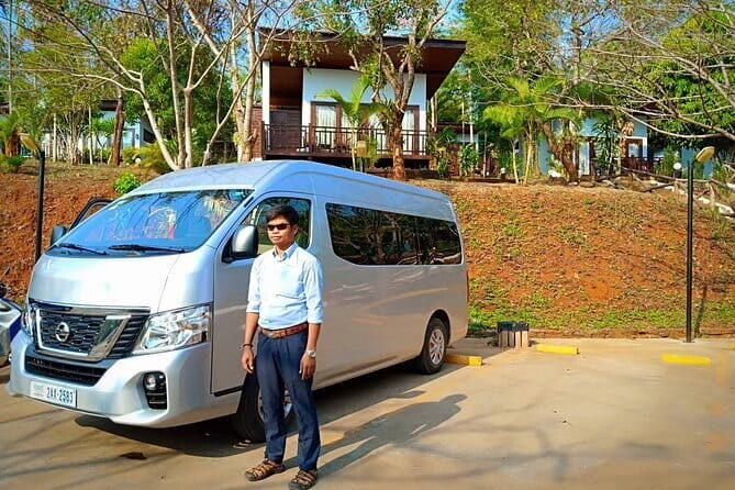 Siem Reap Angkor Airport to Siem Reap City by Shuttle Bus - Timing Tips for Holiday Traffic and Realistic Travel Time