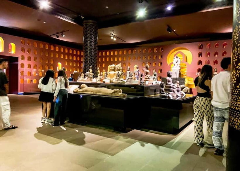 Siem Reap: Angkor National Museum Admission Ticket - What the museum visit feels like once you’re inside