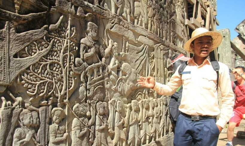 Siem Reap: Angkor Temples Tour - Shared Tours tours guide - Angkor Wat in the afternoon: different feel than the sunrise dream