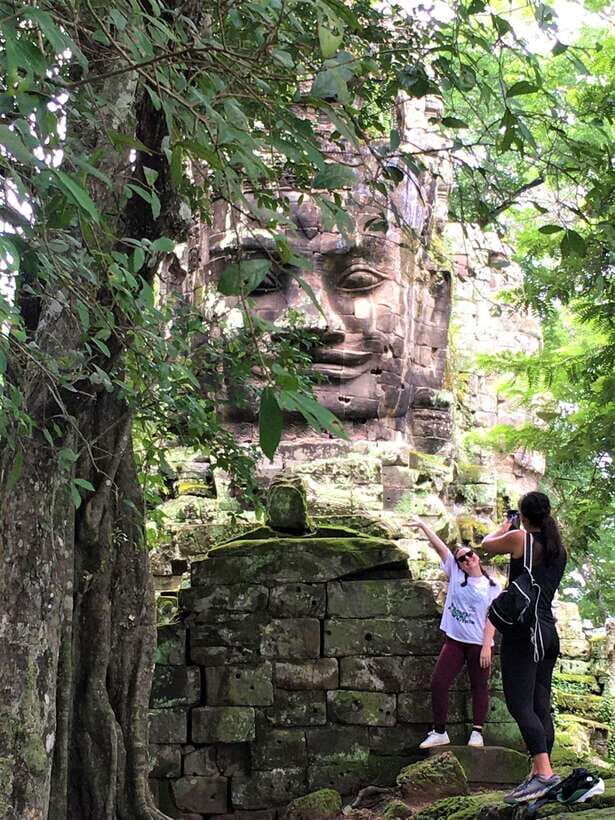 Siem Reap: Angkor Wat, Bayon & Ta Prohm Guided Tour - What to wear and bring for Angkor-day comfort