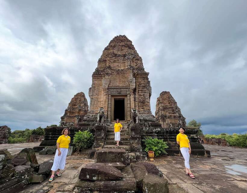 Siem Reap: Angkor Wat Small-Group Sunrise Tour & Breakfast - Angkor Thom in one day: Bayon, Elephant Terrace, Leper King Terrace, Victory gate