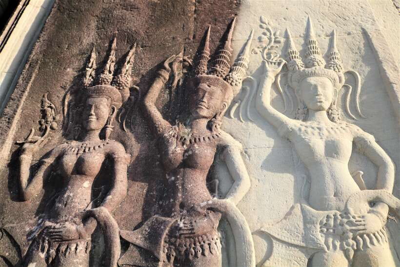 Siem Reap: Angkor Wat Sunrise and Best Temples Tour - Guide style and group size: why the story affects your photos