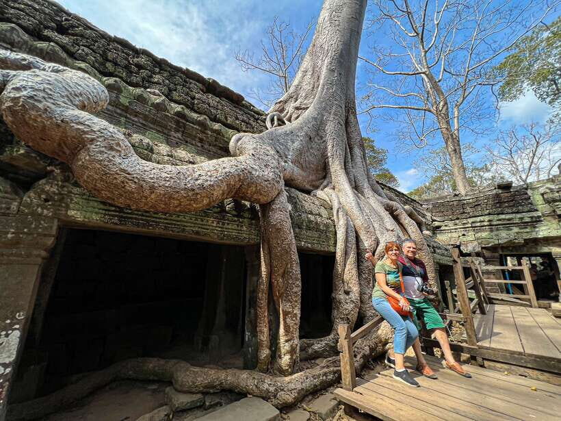 Siem Reap: Angkor Wat Sunrise and Market Tour by Jeep - Price and value: what $109 includes, and what you still need