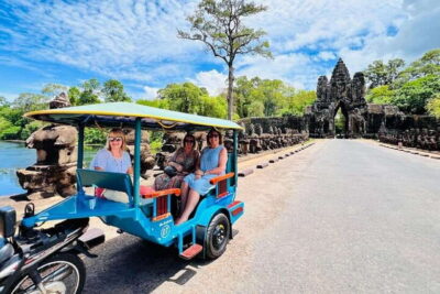 Siem Reap: Angkor Wat Tour Explore The Most Iconic Temples - Sunrise at Angkor Wat: calm light and sharper photos
