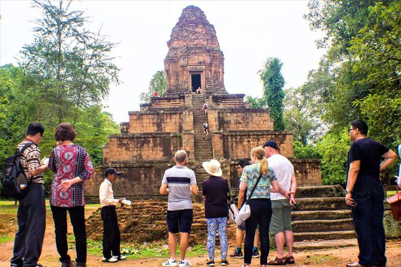 Siem Reap: Banteay Srei and Grand Circuit Heritage Tour - How the Day Feels: Timing, Walking, and What to Wear