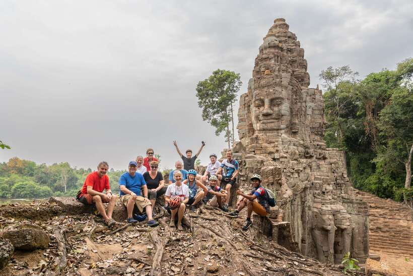 Siem Reap: Bike the Angkor Temples - Full-Day 30km Tour - Meeting at ផ្ទះគ្រូ Café and starting your day at 7:30am
