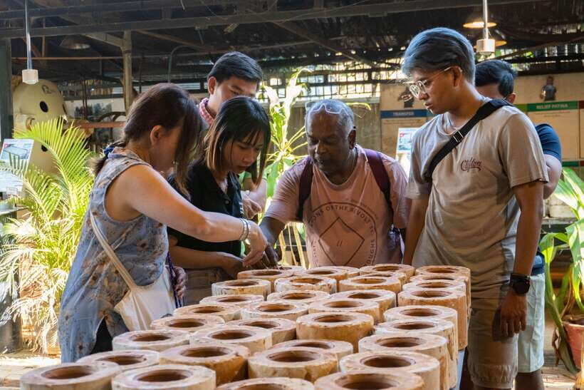 Siem Reap Evening Food Tour - On Promotion Price limit Offer - Phum Num Banh Chok: Khmer noodles with a proper soup break