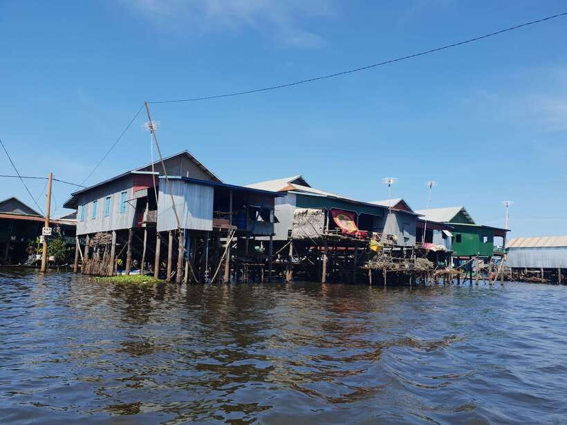 Siem Reap: Kompong Khleang Floating Village Guided Tour - What to Bring (and What to Skip)