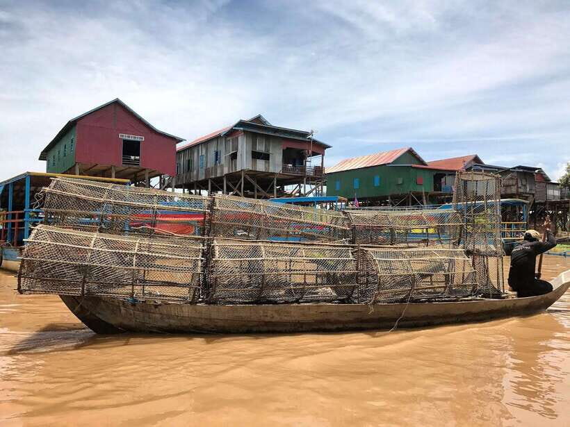 Siem Reap: Kompong Phluk Floating Village with Transfers - Walking time, photos, and street food: how to make the most of 4–5 hours