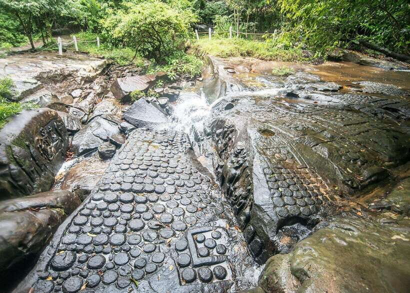 Siem Reap: Kulen Waterfalls and Banteay Srei Tour - Price and value: is $44 worth it for Kulen + Banteay Srei?
