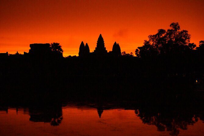 Siem Reap: Private Angkor Wat Sunrise & Tour Around Angkor Park - Banteay Kdei: a quieter temple pause that breaks up the crowds