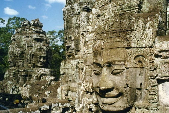 Siem Reap: Private Custom Angkor Wat Tour with Local Guide - Choosing Your Time: Short Highlights vs Full Circuits