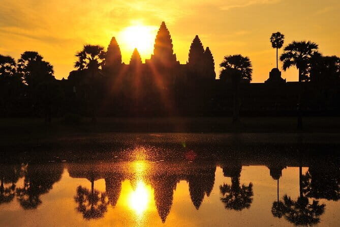 Siem Reap Sunrise Private Tour - How Angkor Thom South Gate sets the stage