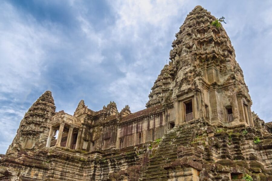 Sunrise at Angkor Wat Temple: 3-Hour Private Tour - What’s included in the vehicle experience (and why it matters at sunrise)