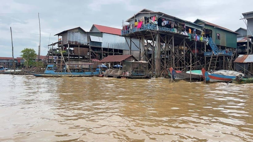 Sunset Kompong Pluk Floating Village - Your guide, Lee, and what that changes in practice