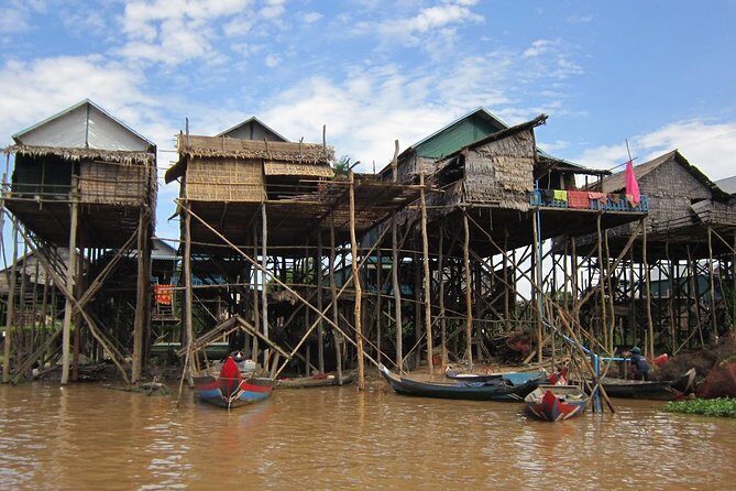 Tonle Sap Lake-Floating Villages-Mangrove Forest - Morning pickup and the short drive to Chong Kneas docks