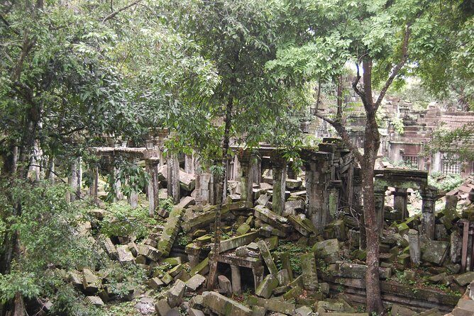 Two Days Angkor Wat Park-Beng Mealea and Kampong Phluk Village - Sunrise at Angkor Wat: the early start you’ll thank yourself for