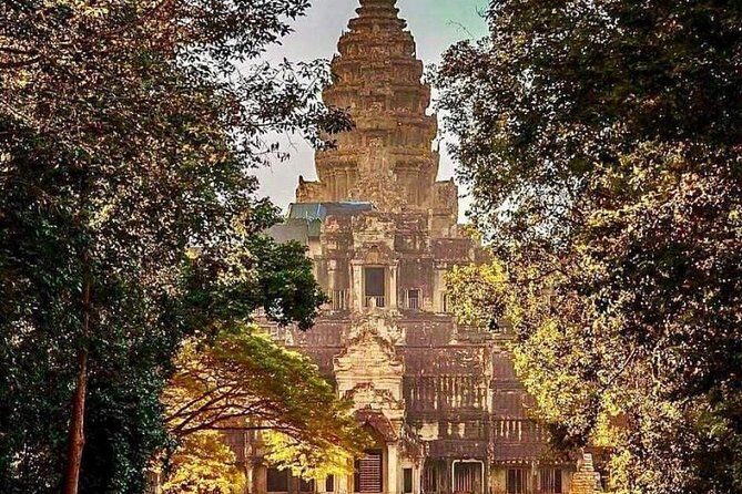 Unveil The Magic Of Angkor Wat Sunset In A Day Personalized Tours - Baphuon: the climb, the breeze, and the payoff