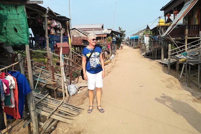 War Museum, Killing Field and Floating village ( Chong Kneas) Tour - Tips for comfort and respect on a long, emotional day